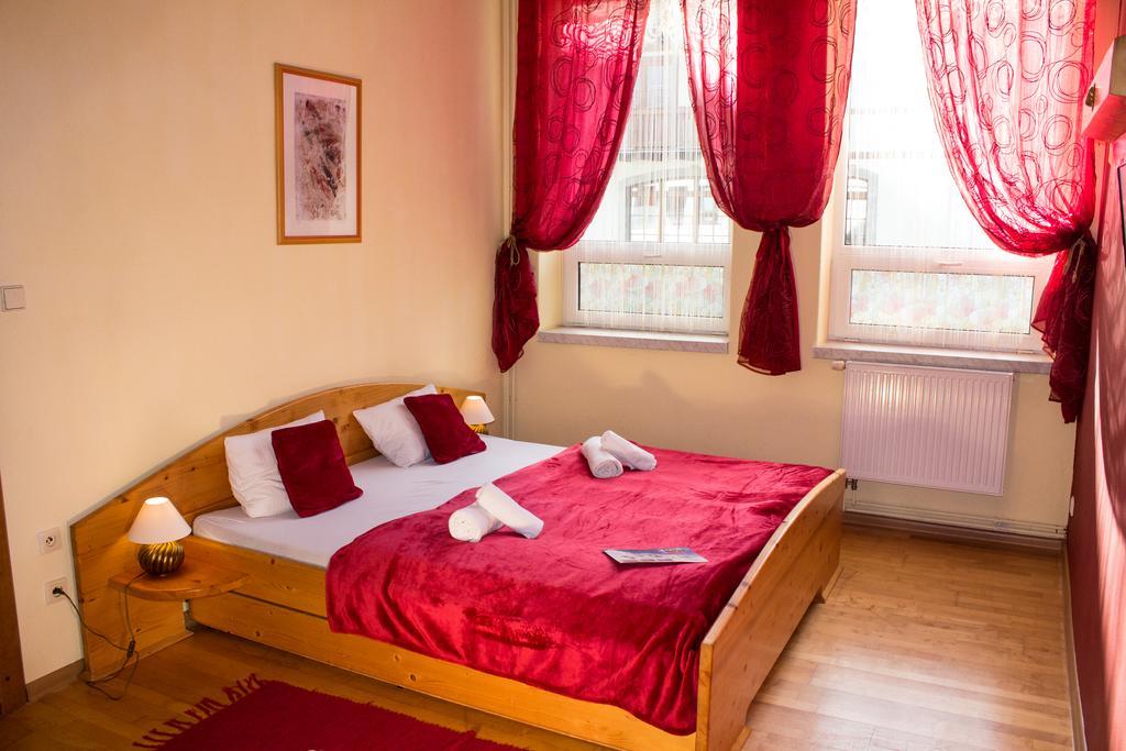 Apartmany Renomal Tatranska Lomnica Phòng bức ảnh